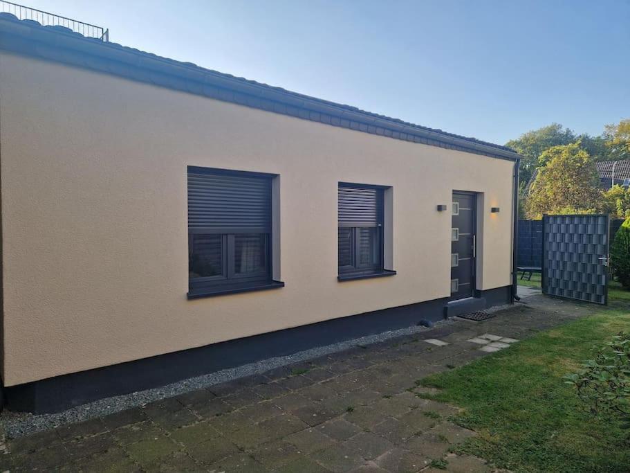 Gaestehaus In Koeln Rath-Heumar Buitenkant foto